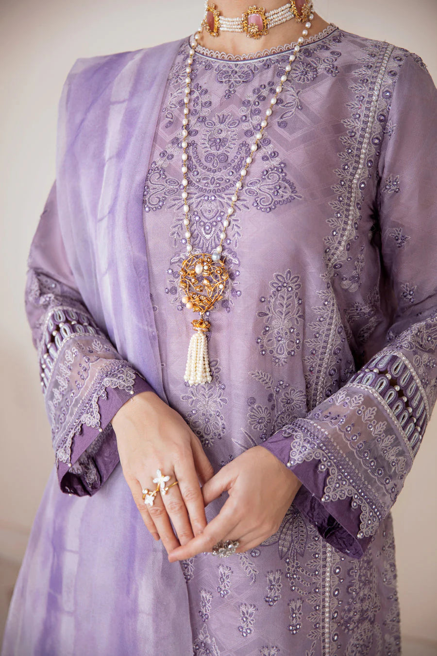 Baroque Luxury Lawn Collection Design - Heavy Embroidery Suit with Cotton Net Dupatta