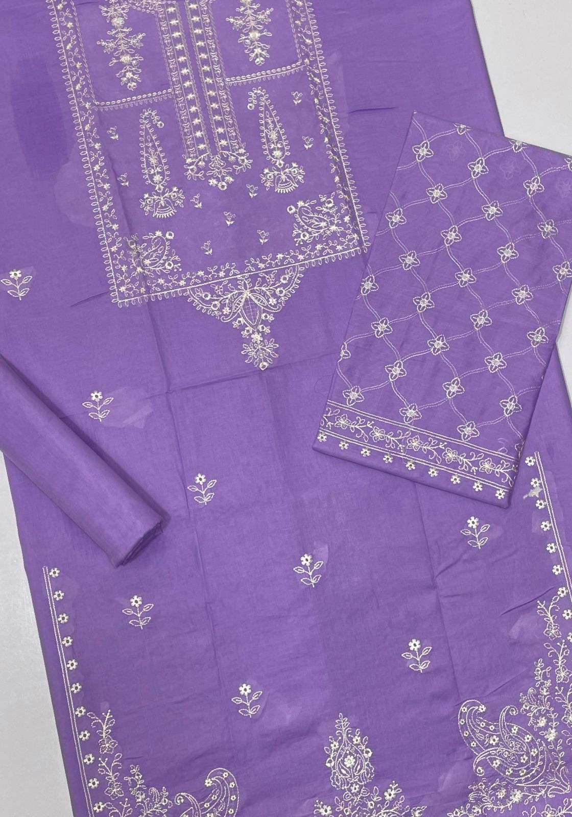 Sapphire 2Pc Heavy Embroidered Suit