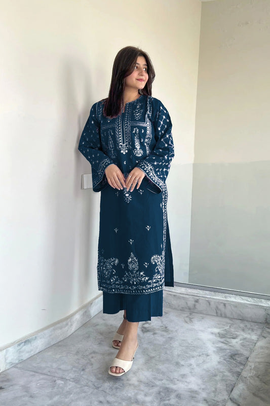Sapphire 2Pc Heavy Embroidered Suit