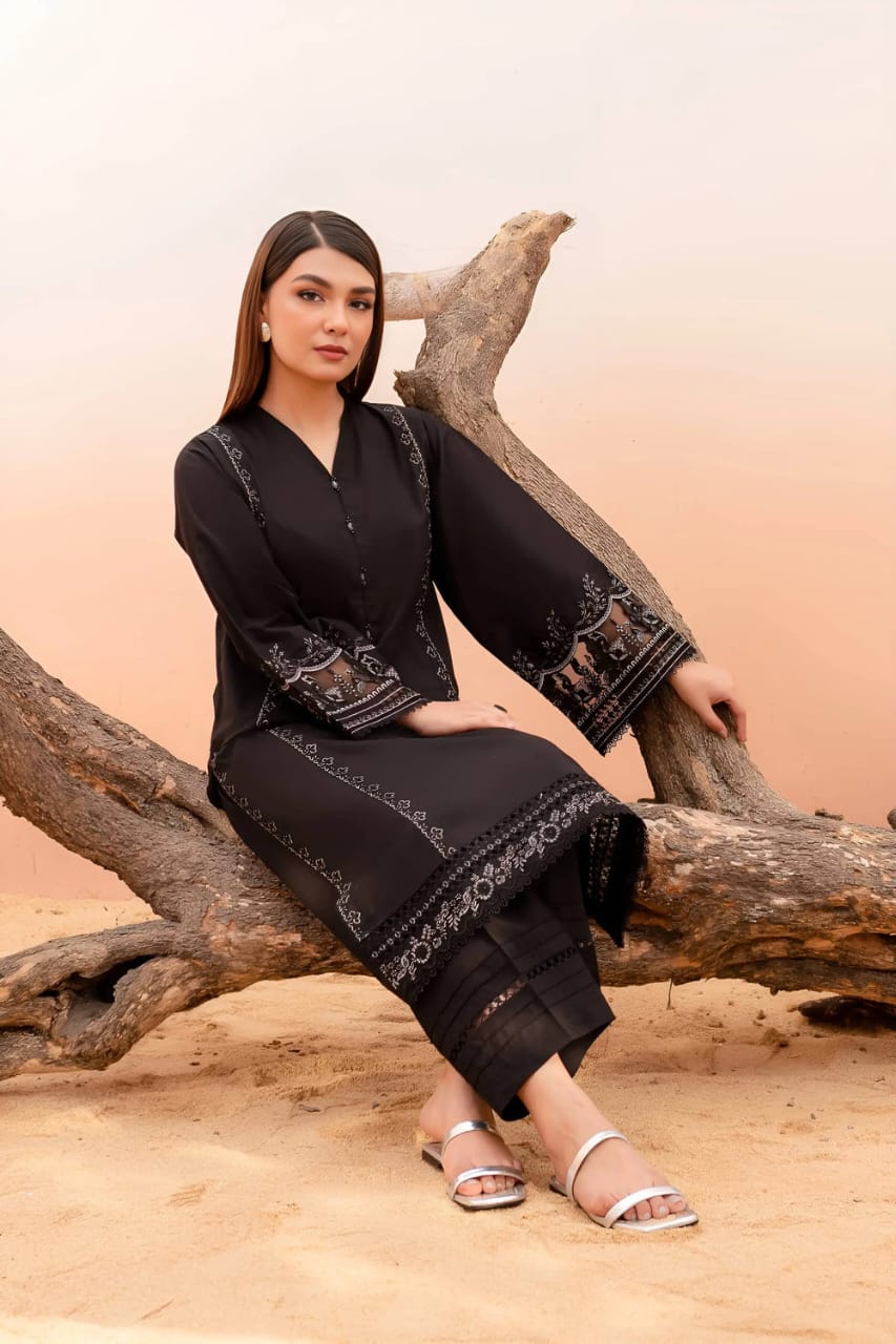 Azure 2Pc Embroidered Lawn Suit