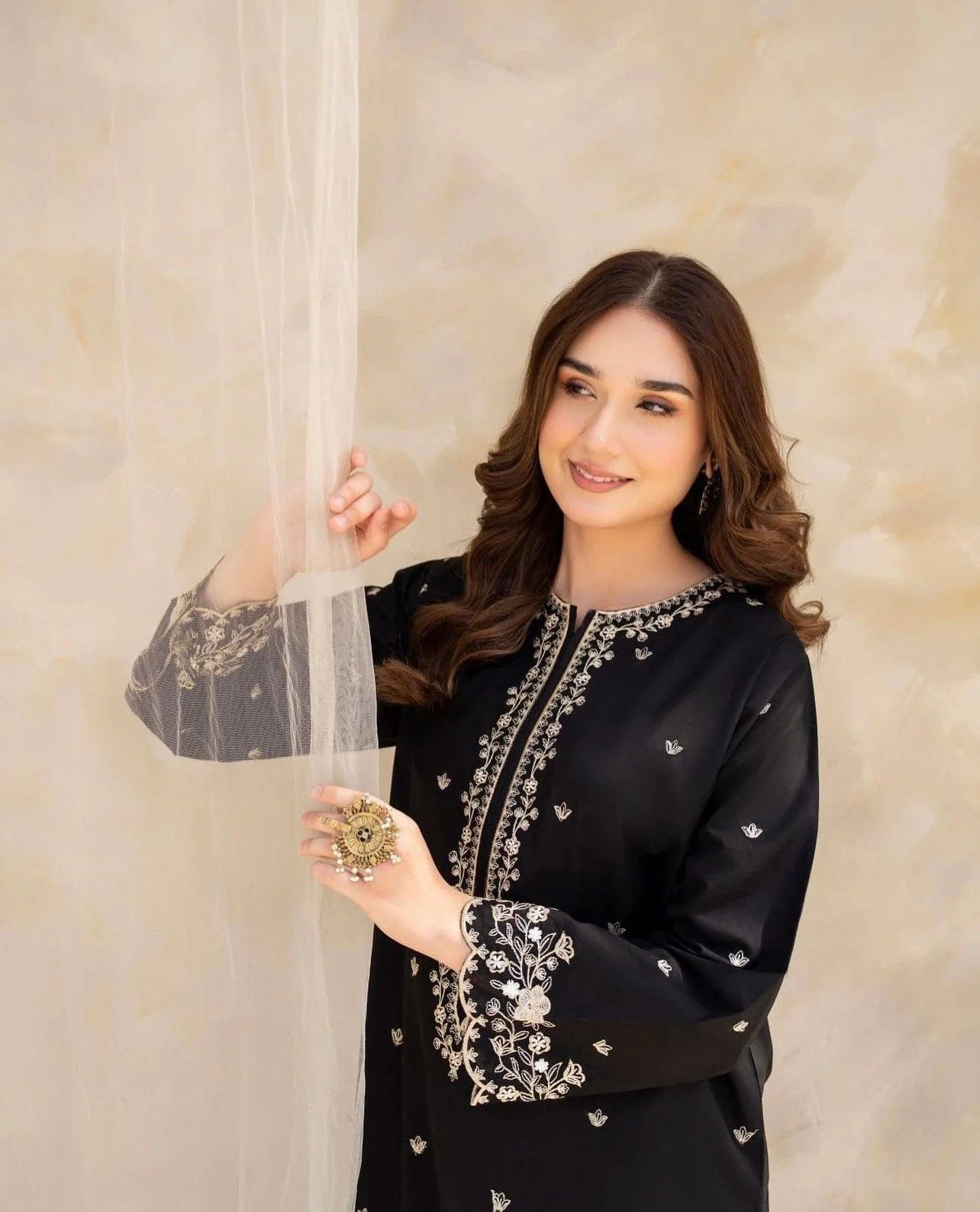 2Pc Cotton Embroidered Stitched Suit